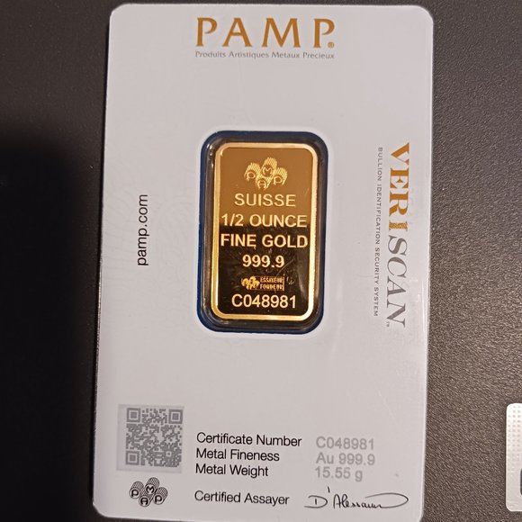 1/2 oz. Certified 999.9 Fine Gold Bar Lady Fortuna Pamp Suisse
